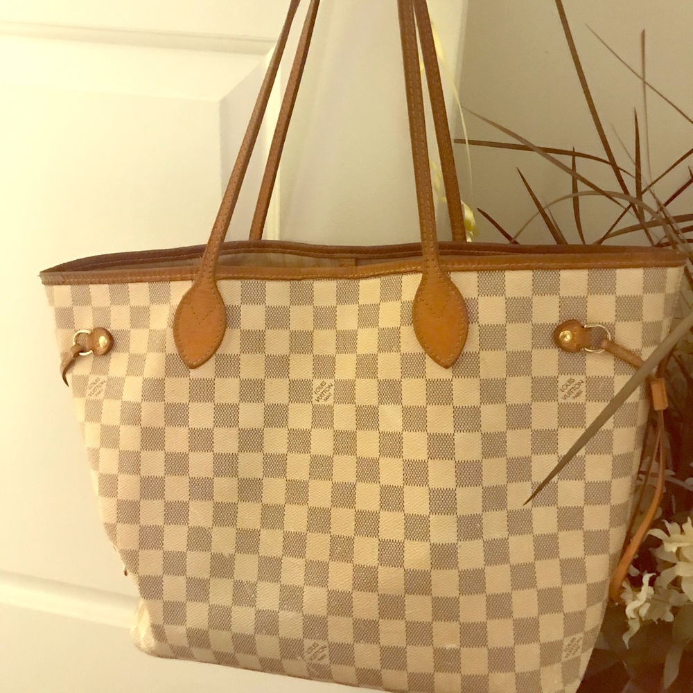 SOLD -Louis Vuitton Neverfull